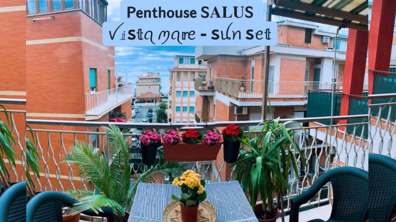 Penthouse Salus Sea View Terrace Daire Lido di Ostia Dış mekan fotoğraf